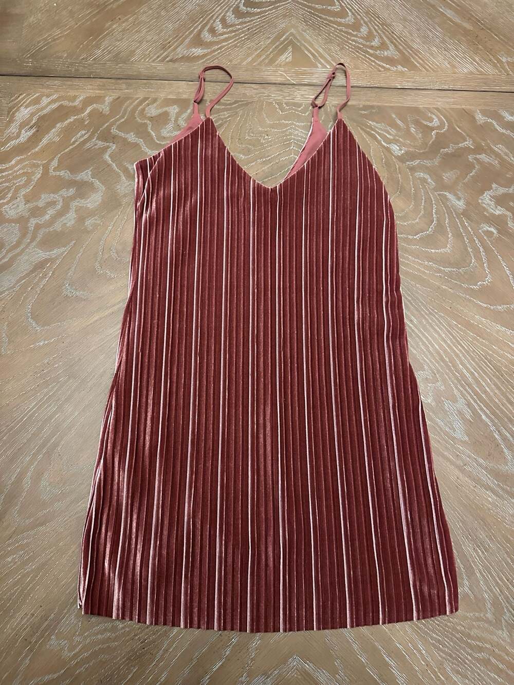 Bardot Dusty Pink Ribbed Pleated Velvet Slip Mini Dress Size US 4